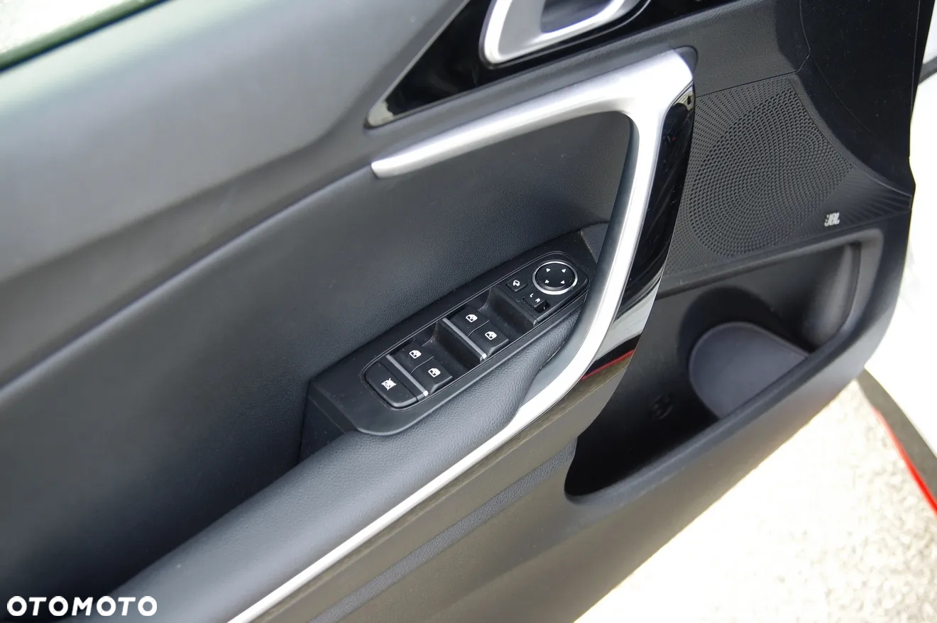 Kia ProCeed 1.6 CRDi GT Line DCT - 19