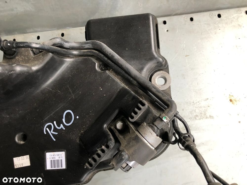 R40 . Zbiornik Bak Płynu ADBlue 4H0131873B Audi A8 D4 4.2 TDI - Gwarancja Wysyłka - 4