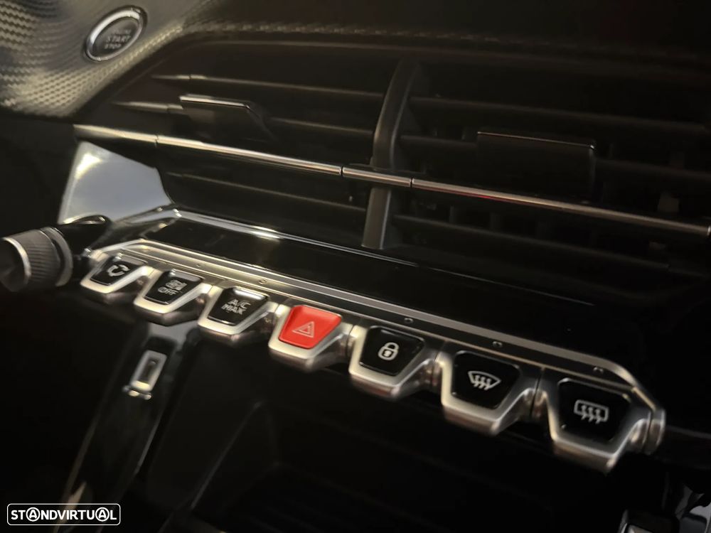 Peugeot e-208 Active Pack - 8