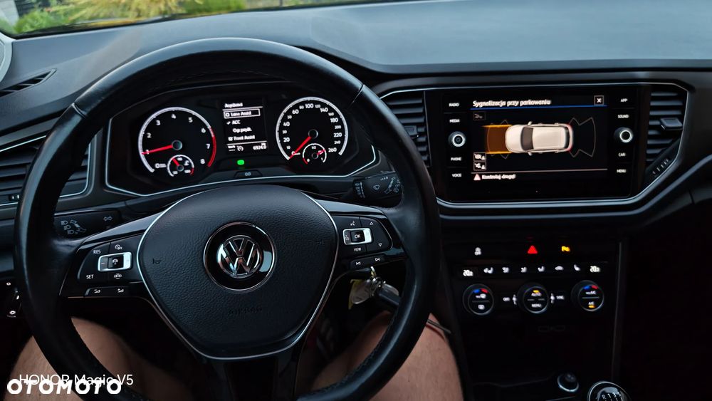 Volkswagen T-Roc - 31