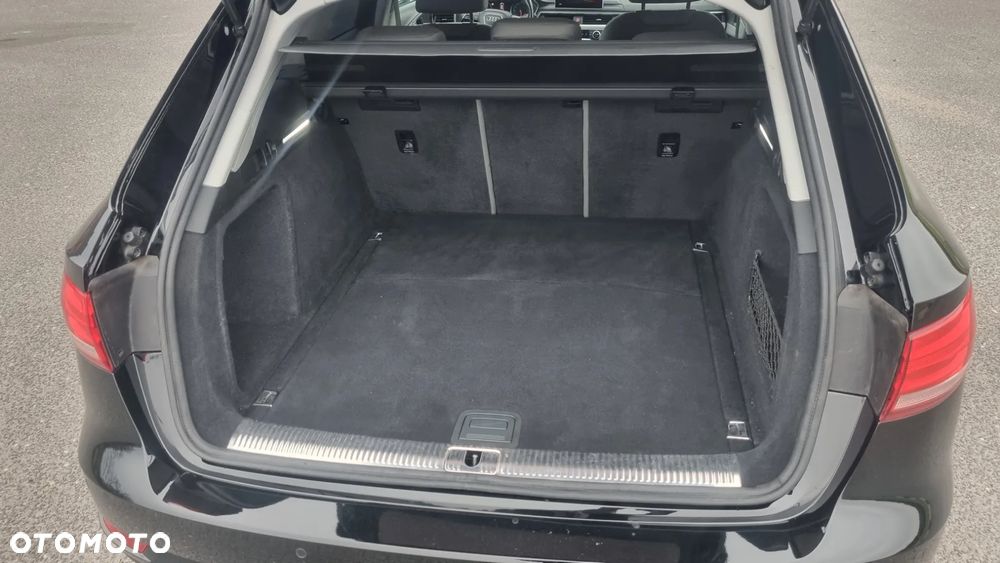 Audi A4 Avant 2.0 TDI Design S tronic - 9