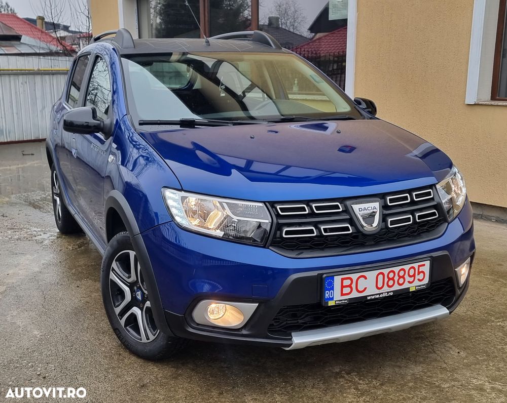 Dacia Sandero Stepway Blue dCi 95 Celebration - 1