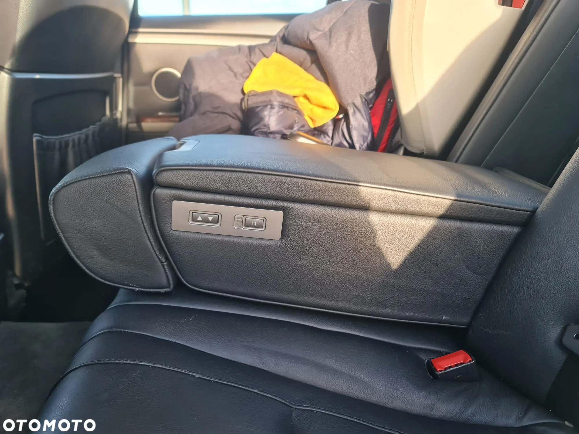 BMW Seria 7 745i - 21