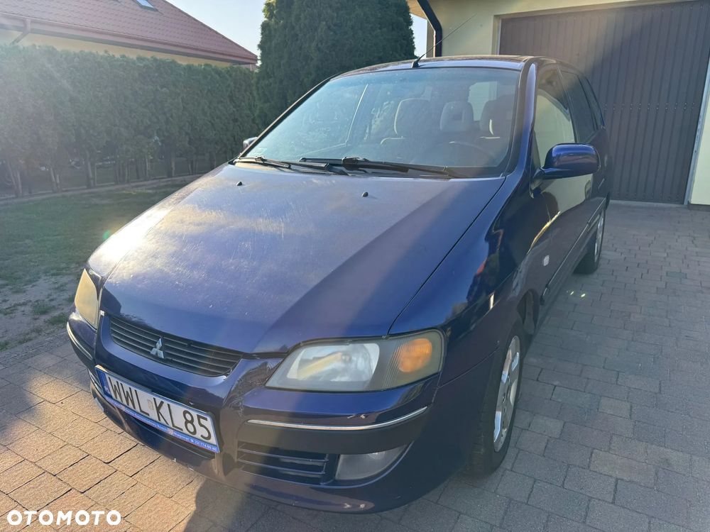 Mitsubishi Space Star 1.6 Family - 12