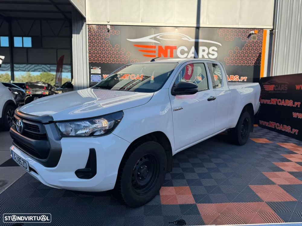 Toyota hilux 2.4 d-4d 4wd ce cm 3l - 1