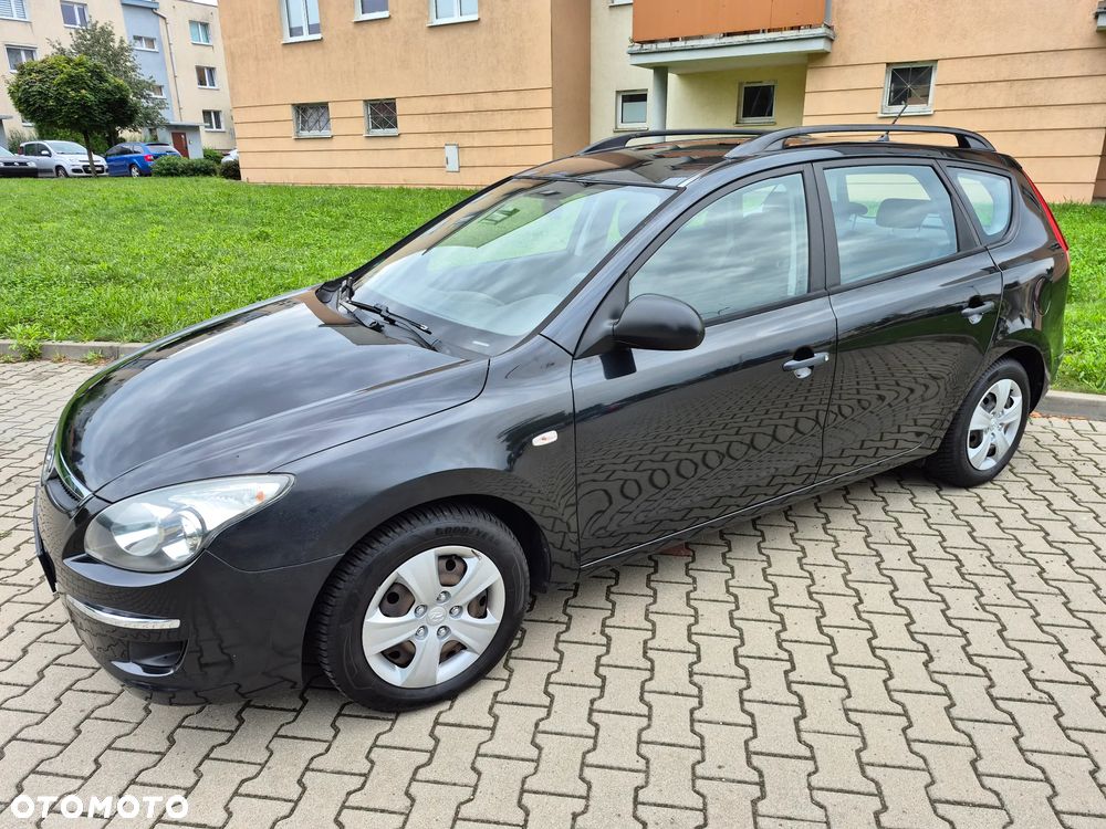 Hyundai i30 1.4 Blue Classic - 1