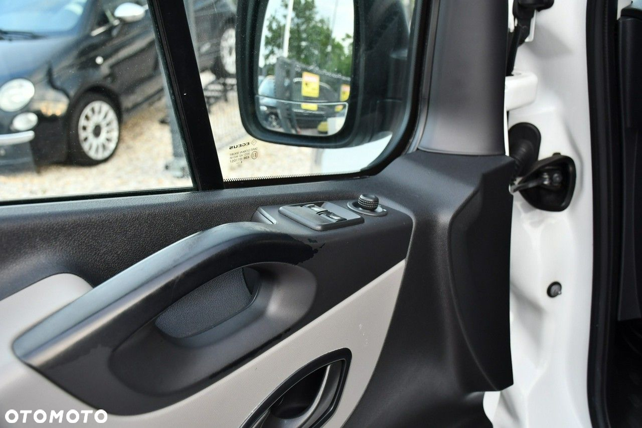 Renault Trafic - 29