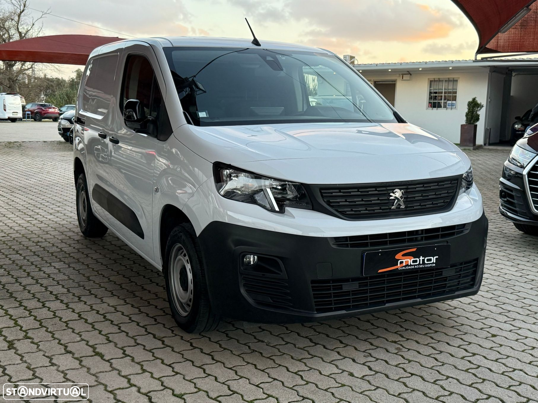 Peugeot Partner 1.5 BlueHDi Premium Standard - 2