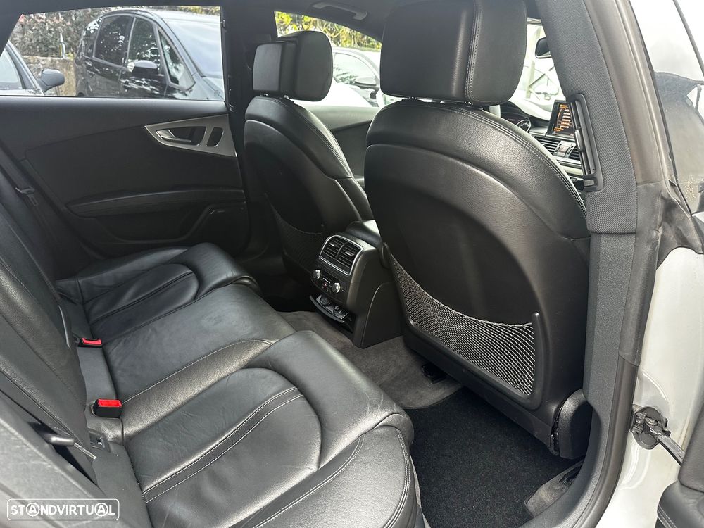 Audi A7 Sportback 3.0 TDI V6 quattro S-line S tronic - 33