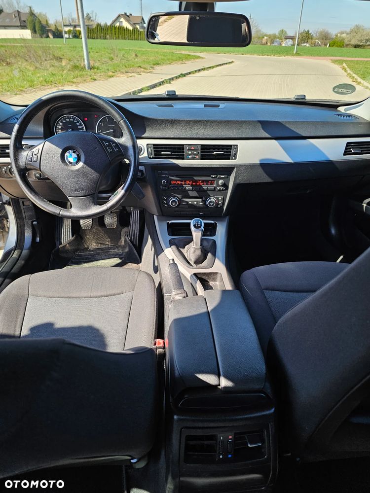 BMW Seria 3 318i Edition Lifestyle - 18