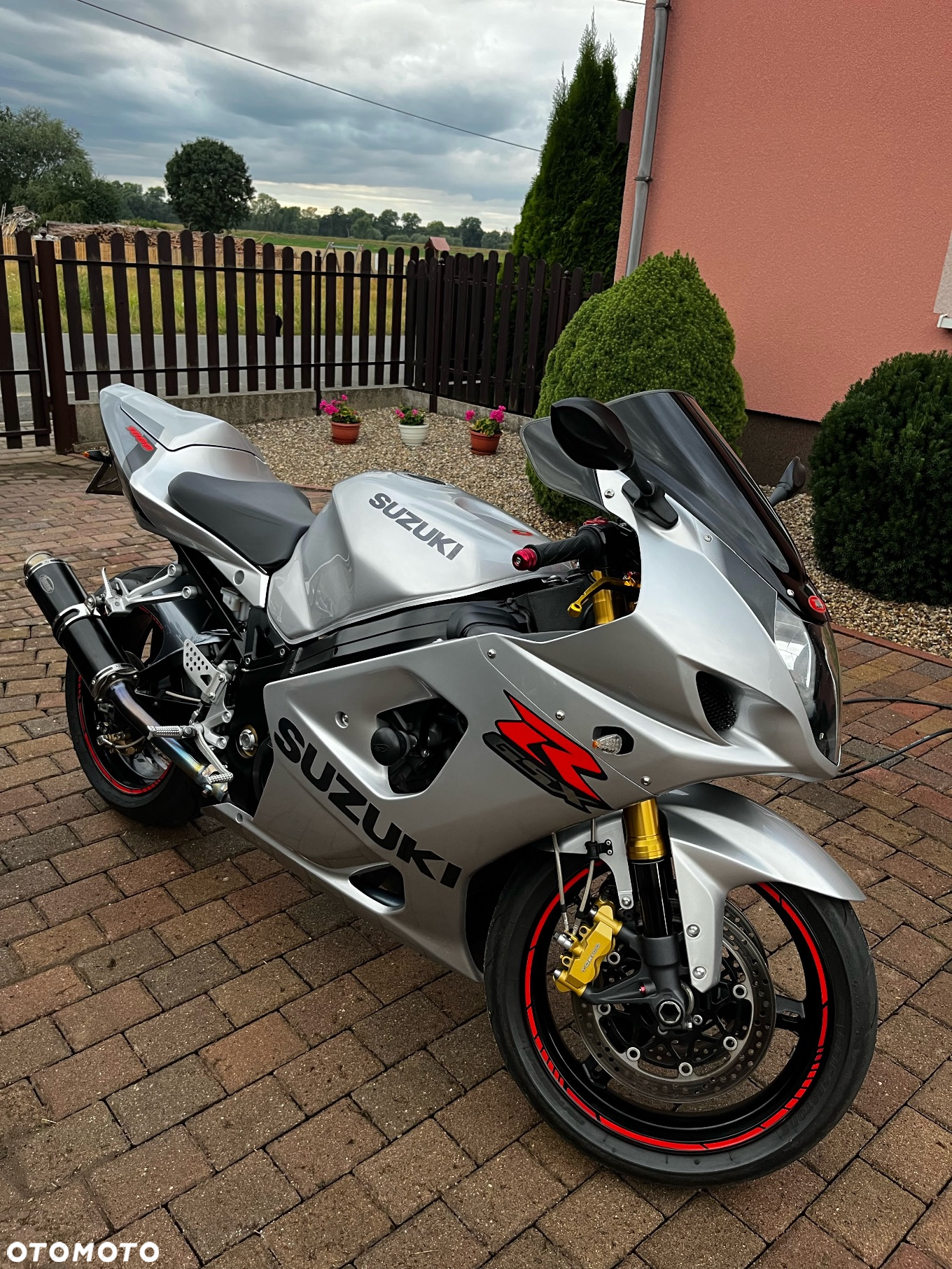 Suzuki GSX-R - 7