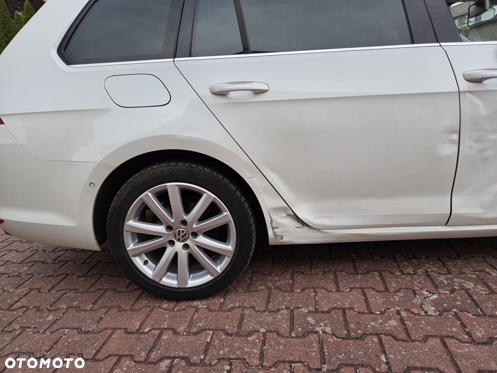 Volkswagen Golf - 10