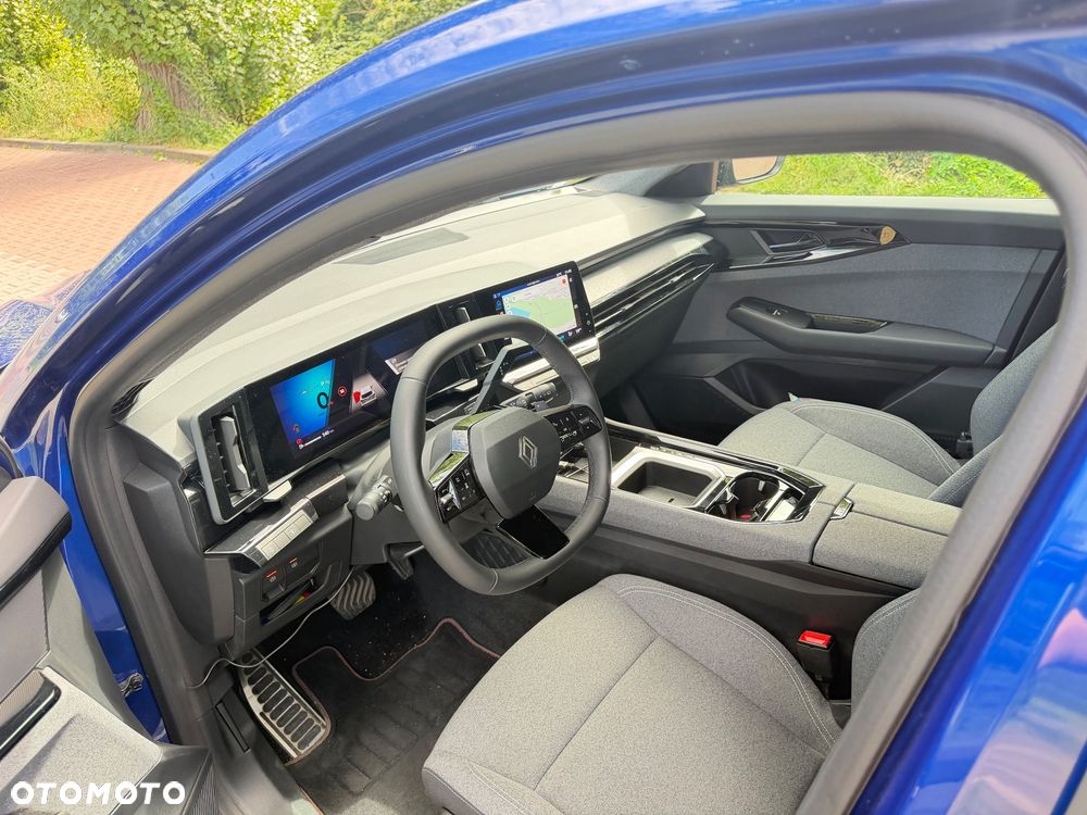 Renault Austral 1.3 TCe mHEV Evolution - 8