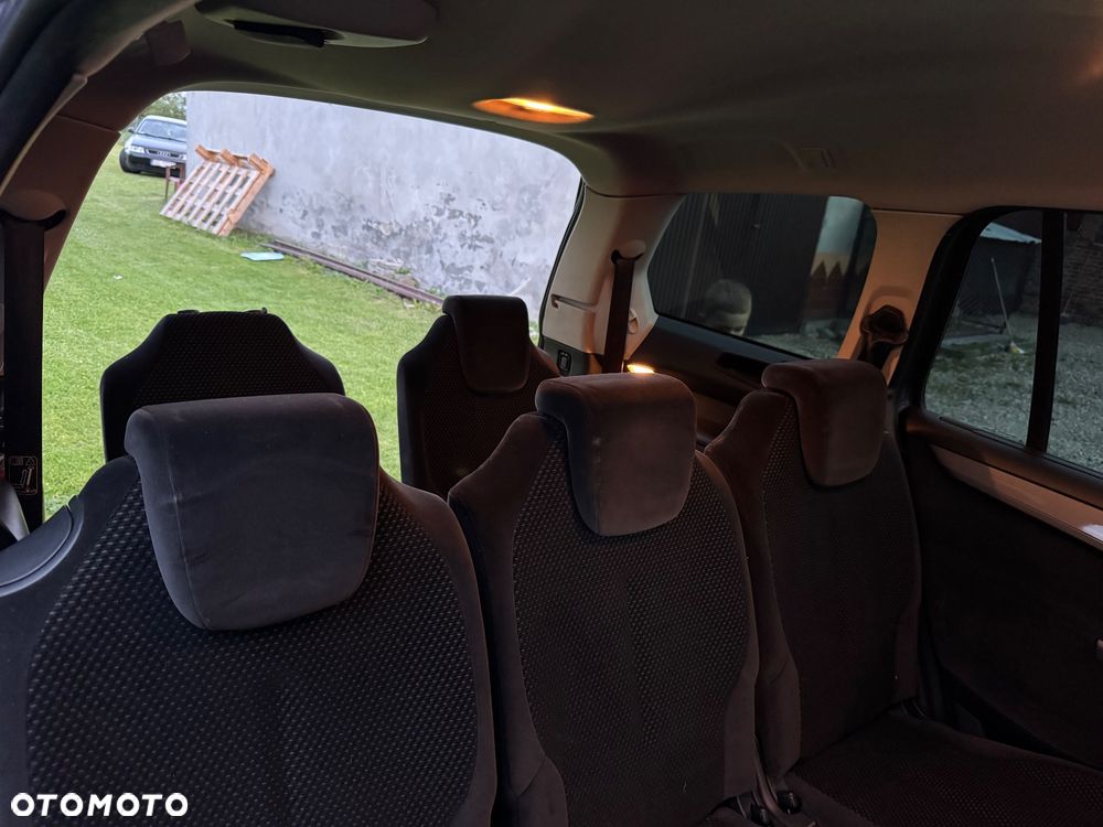Citroën C4 Picasso 2.0 HDi Equilibre Exclusive - 19