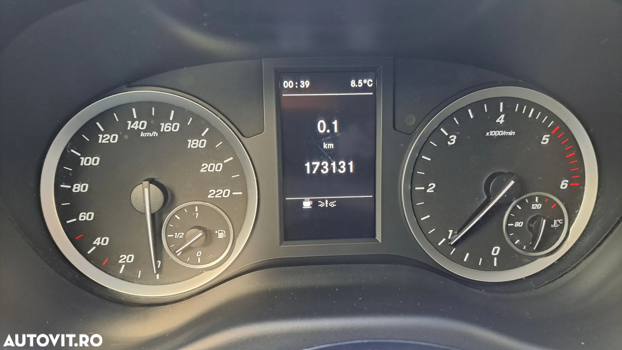 Mercedes-Benz Vito - 23