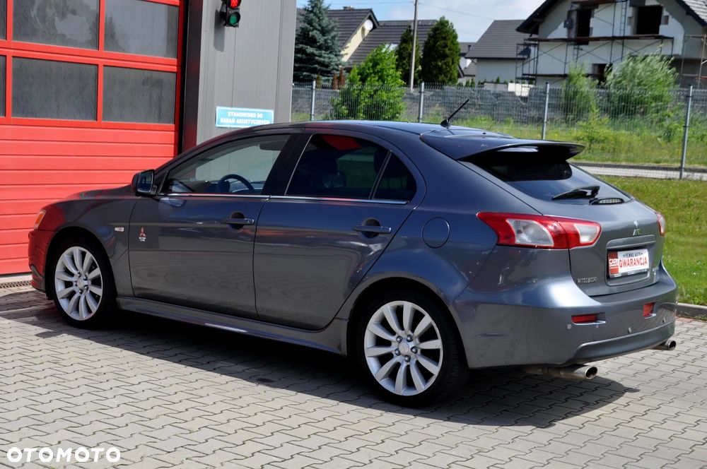 Mitsubishi Lancer 1.8 CVT Intense - 12