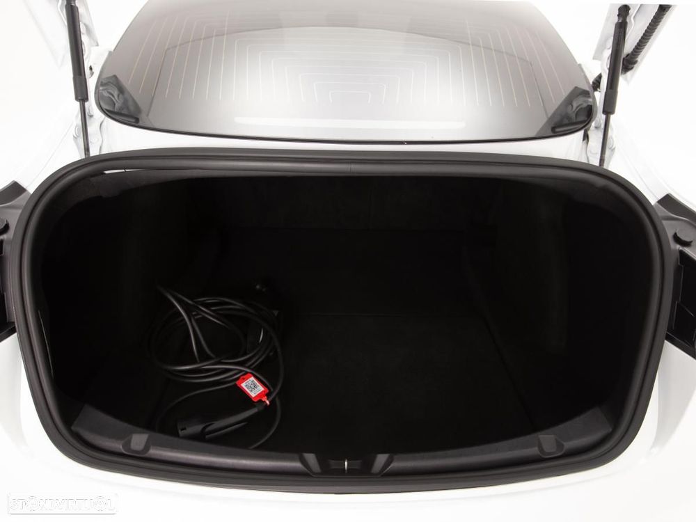 Tesla Model 3 - 15
