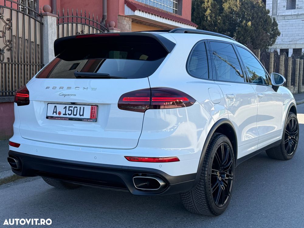 Porsche Cayenne - 7