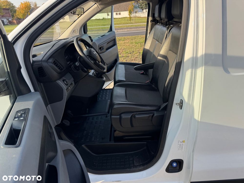 Opel Vivaro - 23