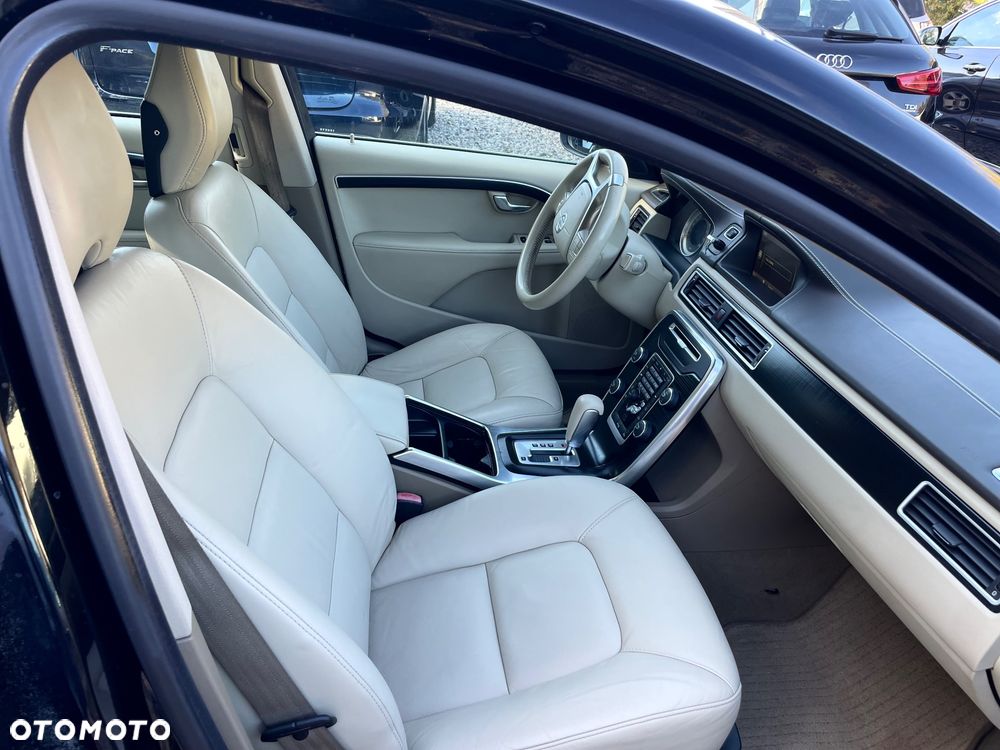 Volvo S80 - 14