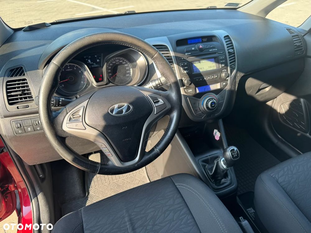 Hyundai ix20 1.4 Premium - 9