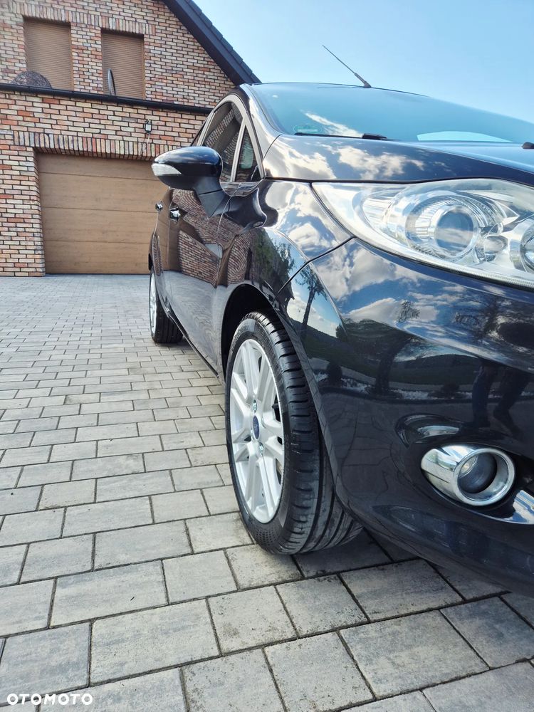 Ford Fiesta 1.4 Champions Edition - 18