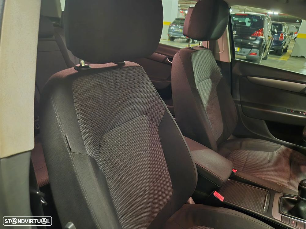 VW Passat Variant 1.6 TDI Confortline - 35