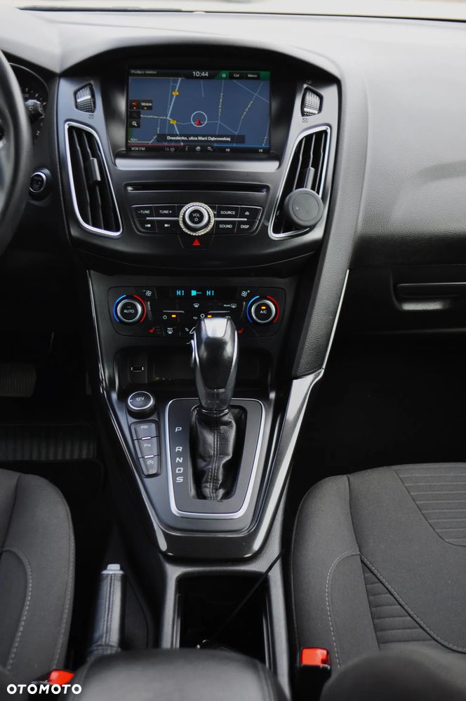Ford Focus 1.5 EcoBoost Start-Stopp-System Business Edition - 13