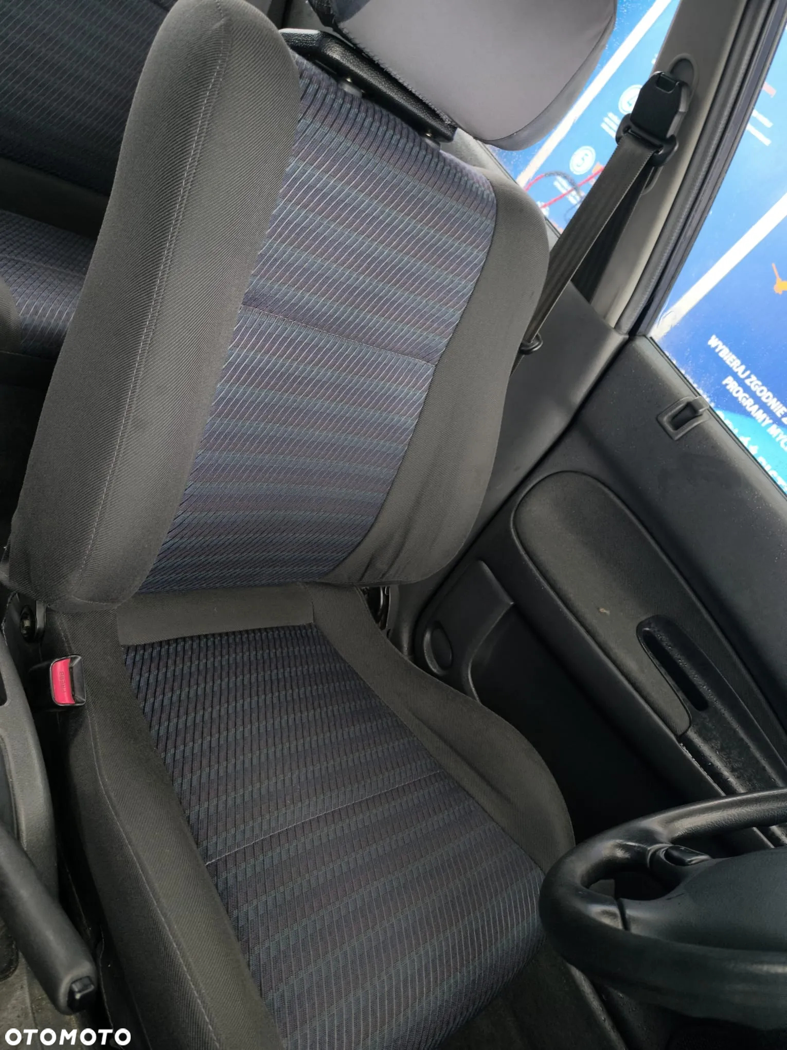 Mazda 323 C 1.5 - 14