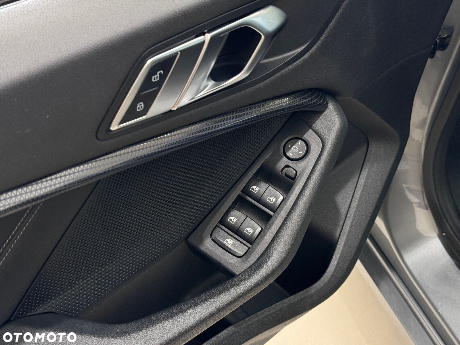 BMW Seria 2 218i - 20