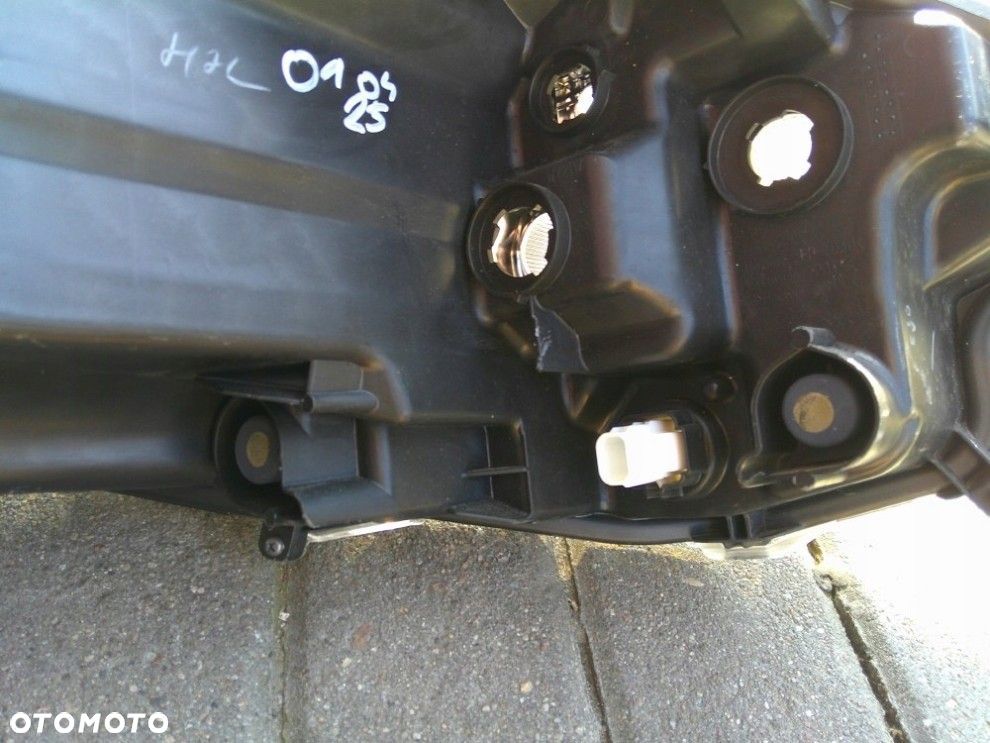 TOYOTA YARIS IV 4 19- LEWA PRZEDNIA LAMPA SOCZEWKA KOITO K0-6 EU ORYGINAŁ - 10