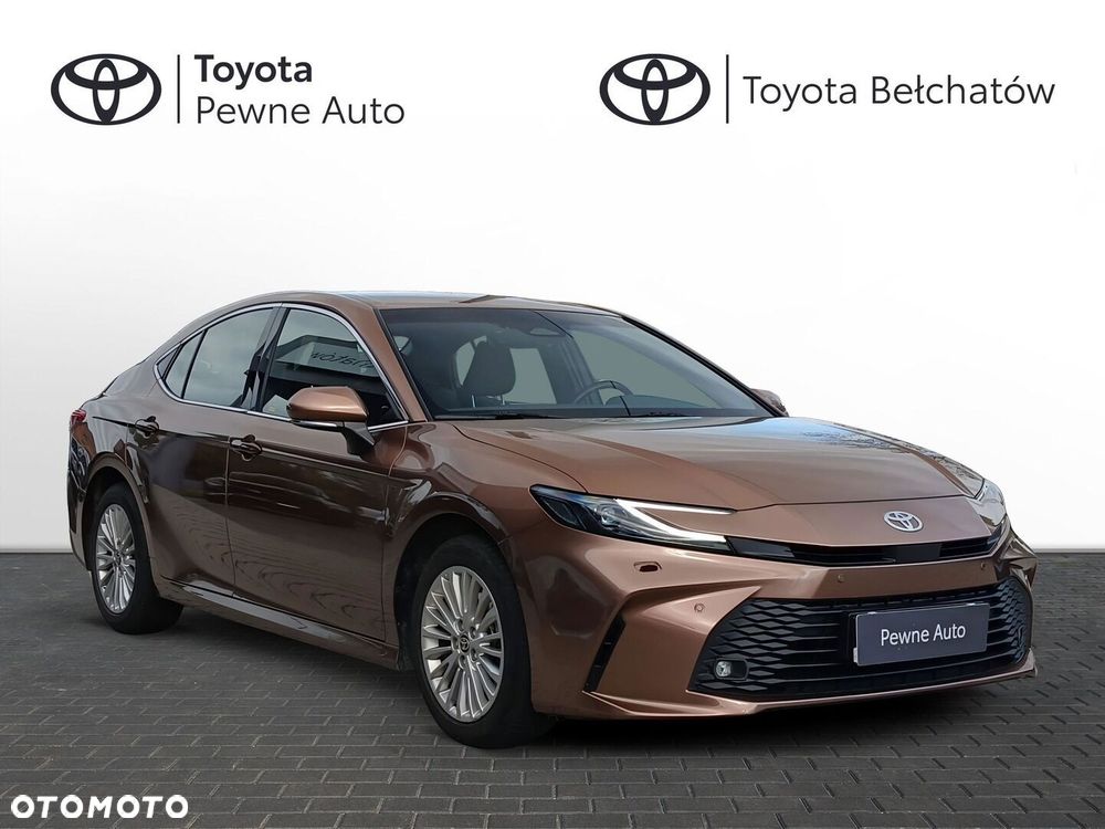 Toyota Camry - 8