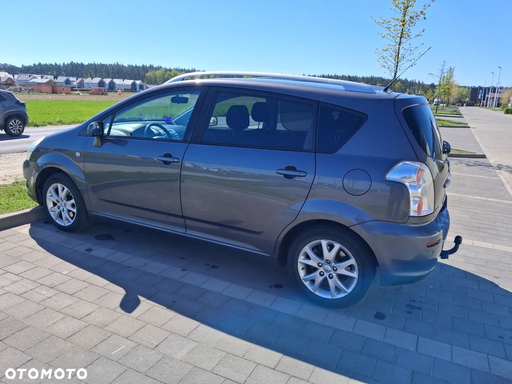 Toyota Corolla Verso 1.8 Premium + 7os - 1