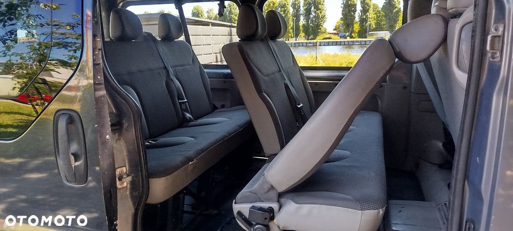 Opel Vivaro - 18