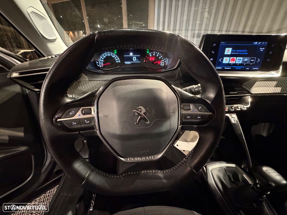 Peugeot 2008 1.5 BlueHDi Style - 32