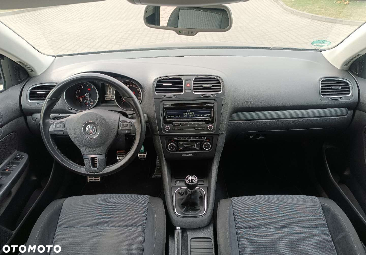Volkswagen Golf - 23