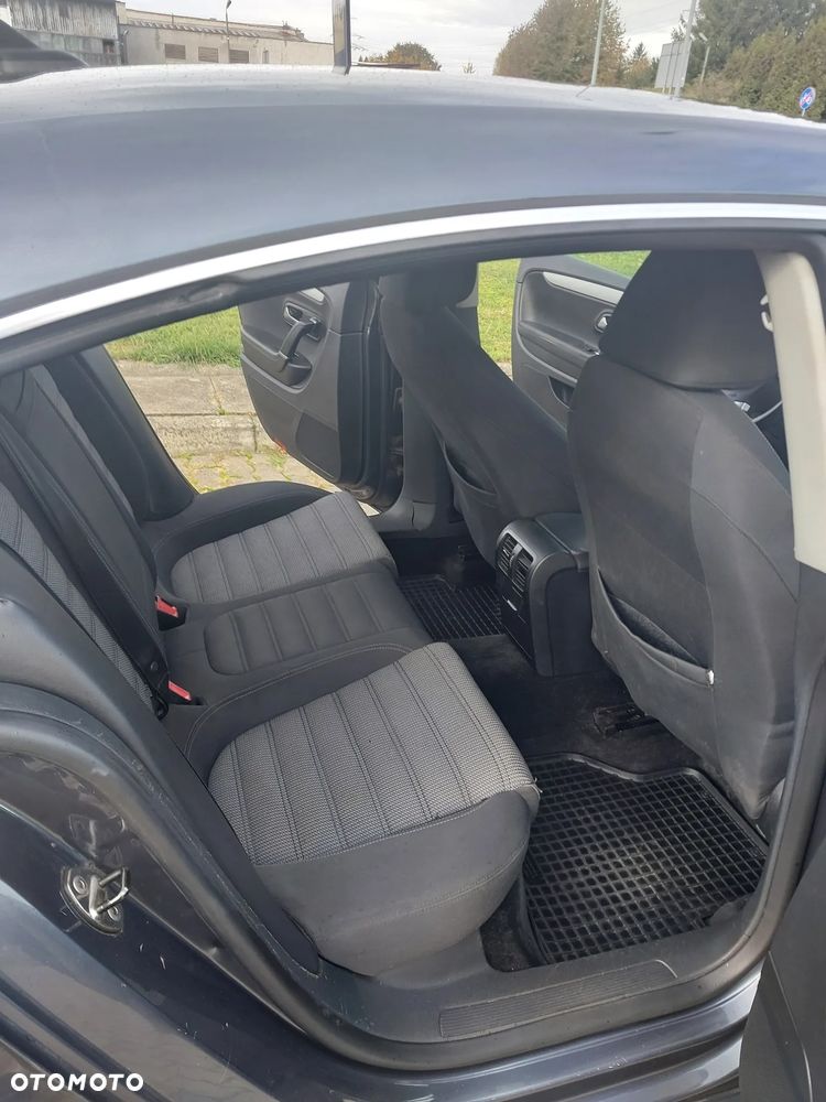 Volkswagen Passat CC 2.0 TDI DPF BMT - 9
