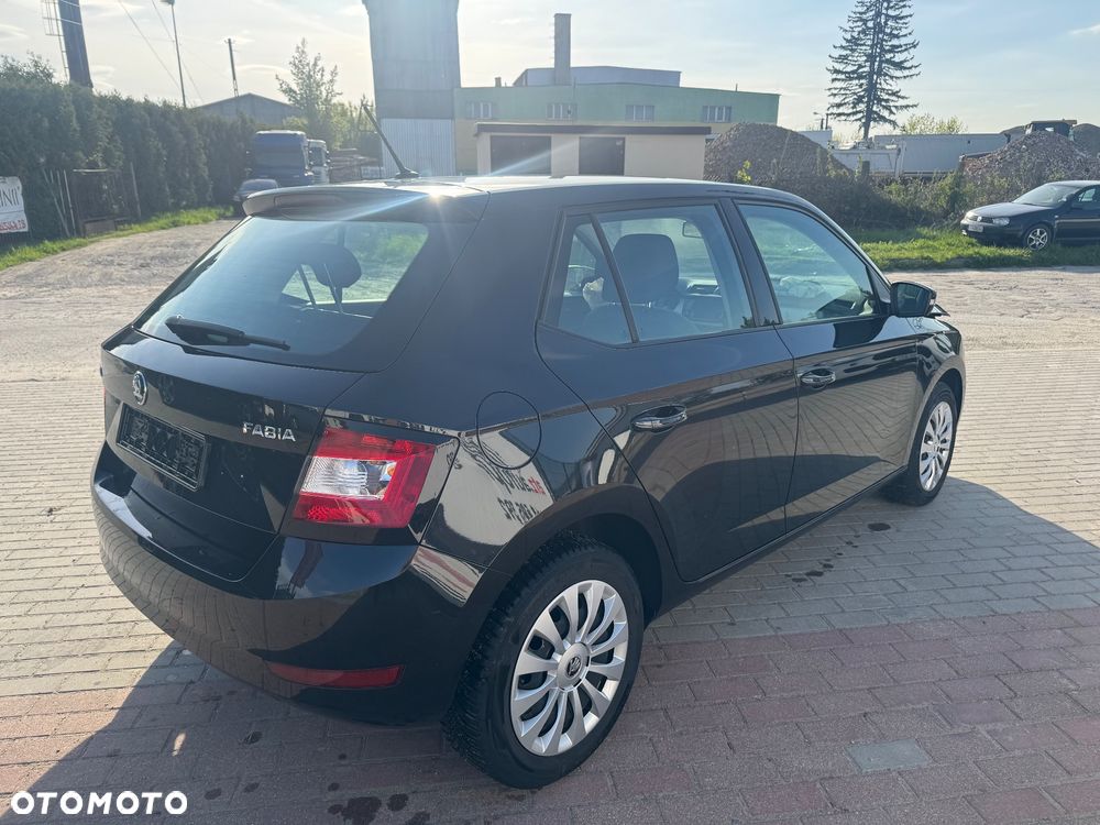 Skoda Fabia - 3