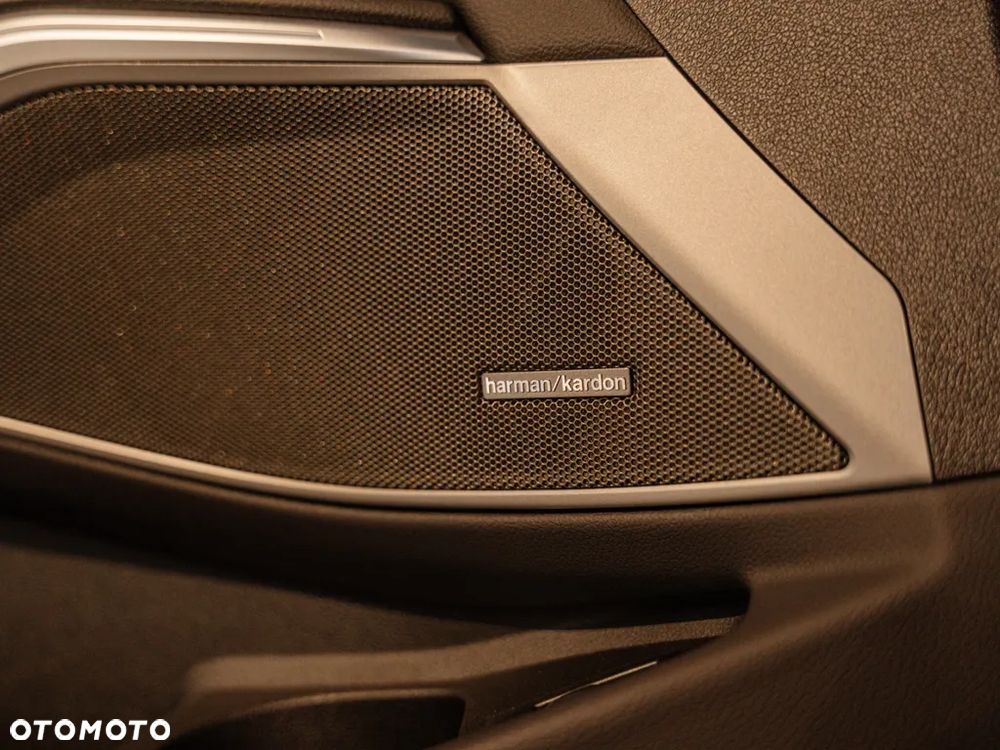 BMW Seria 3 M340d xDrive - 10