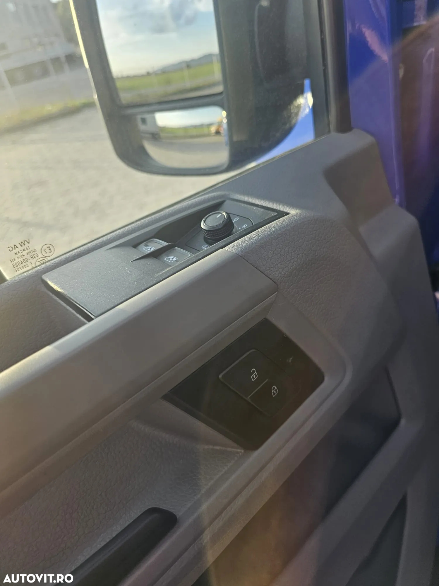 Volkswagen Crafter TDI  An 2021  Climă 172.784 km - 12