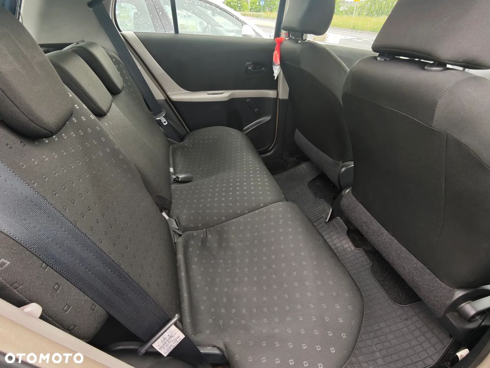 Toyota Yaris 1.3 Sol - 20
