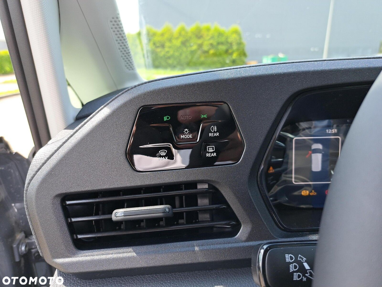 Volkswagen Caddy - 23