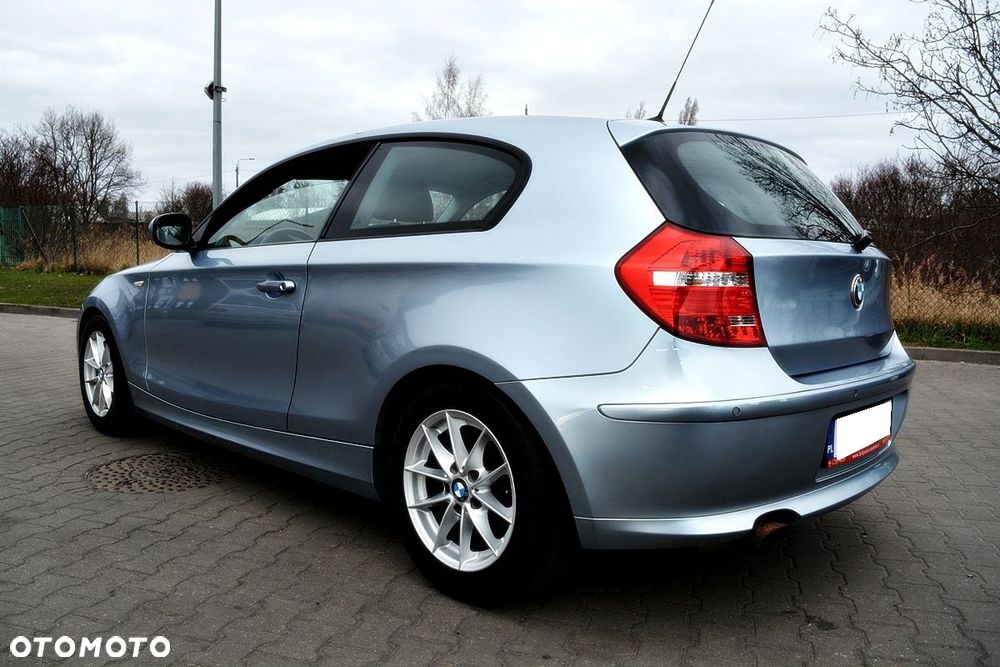 BMW Seria 1 118i - 3