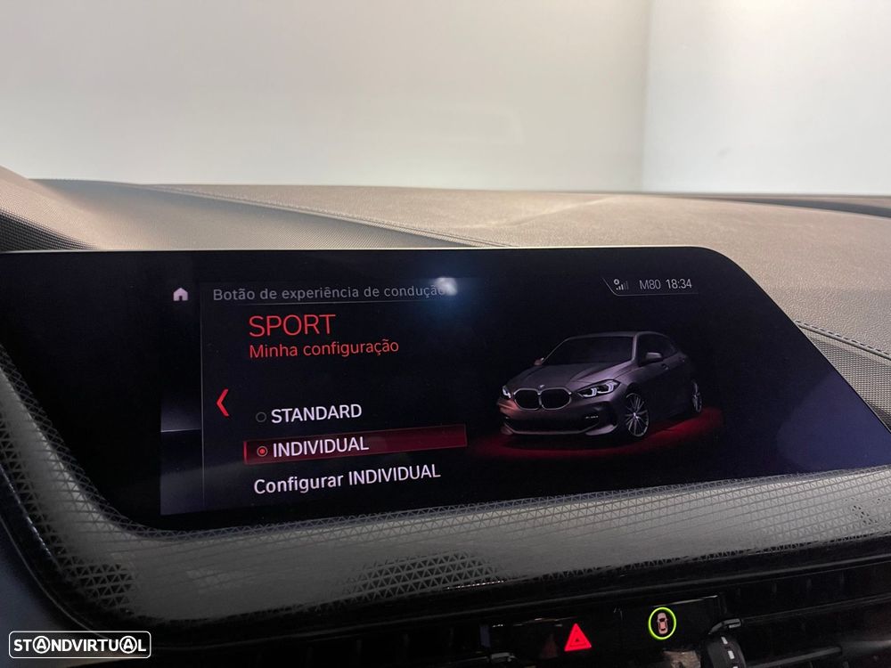 BMW 116 d Pack Desportivo M - 24