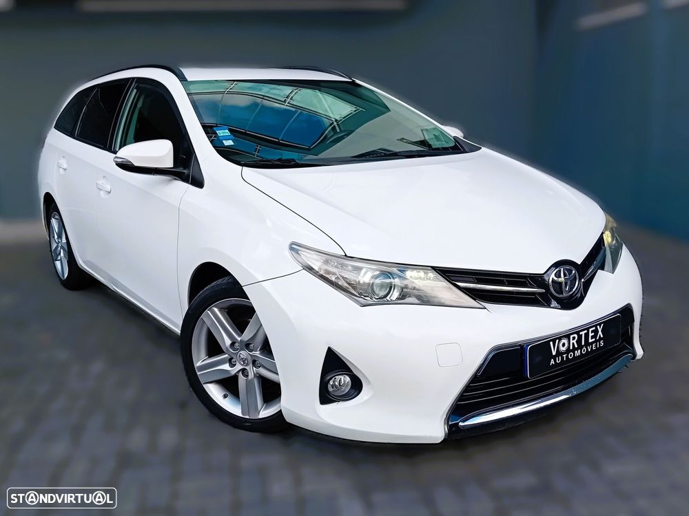 Toyota Auris Touring Sports 1.4 D-4D Com+P.Sport +Navi - 2