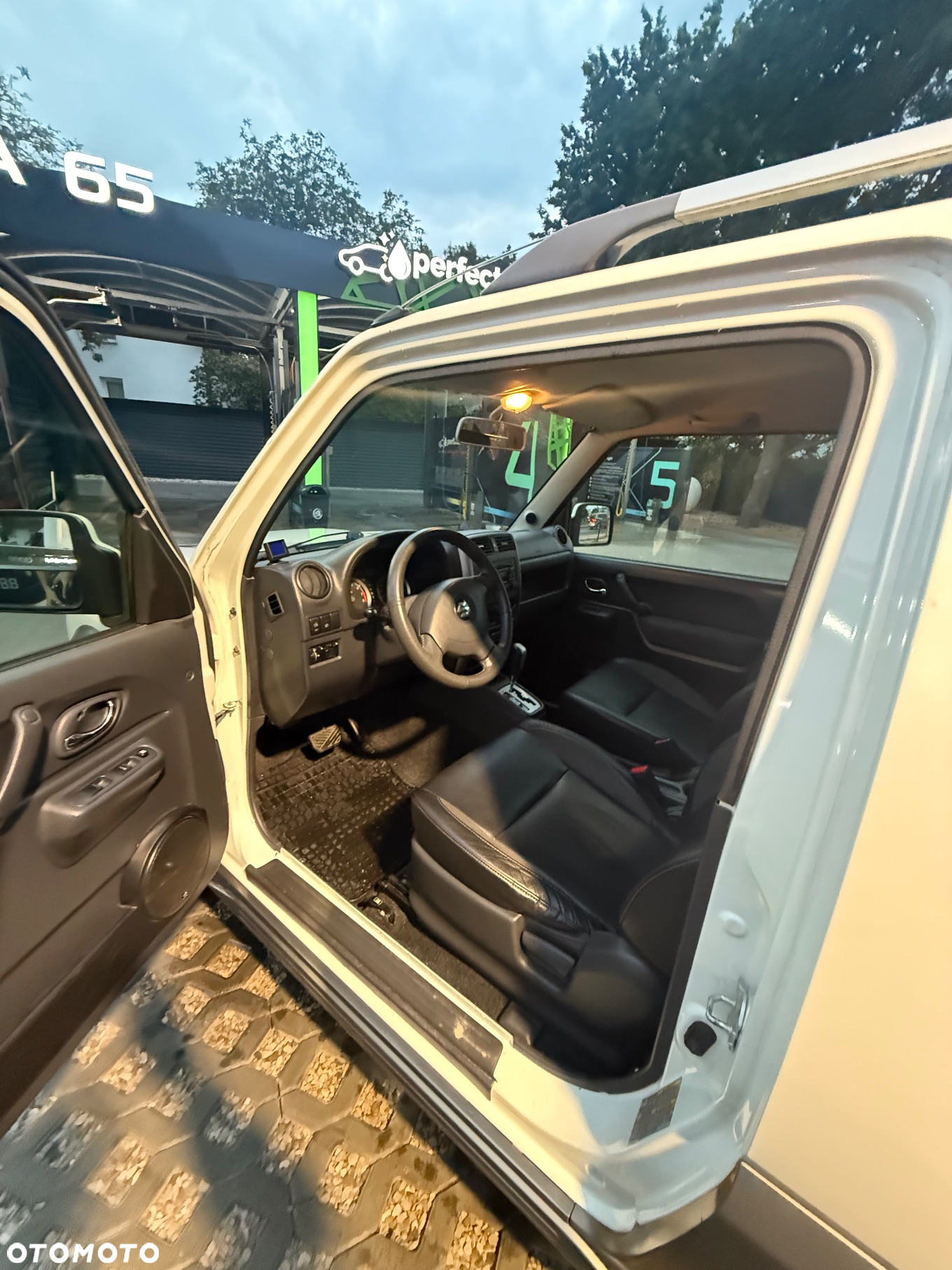 Suzuki Jimny - 18