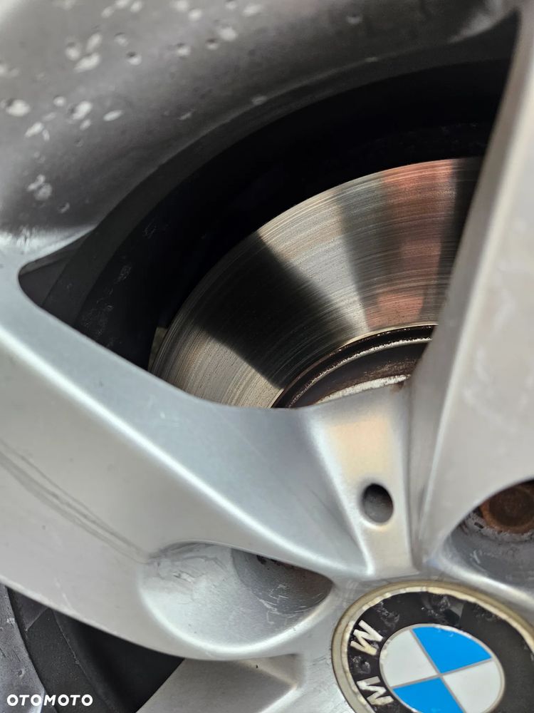 BMW Seria 5 523i - 21