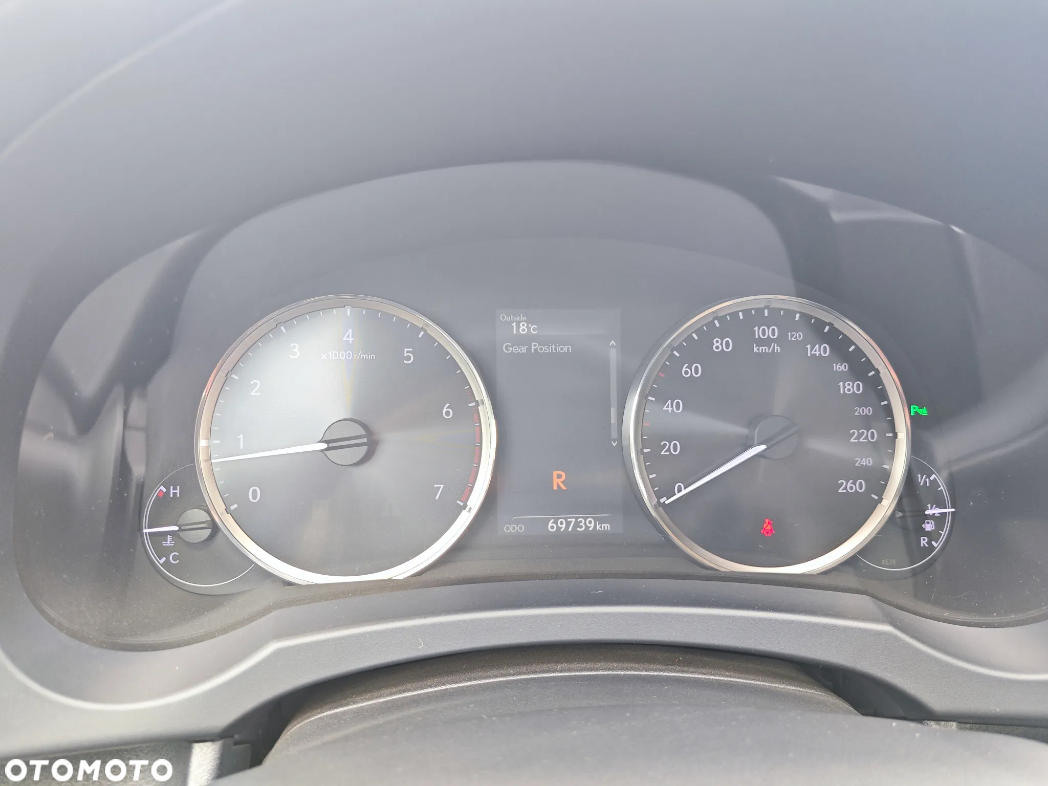 Lexus IS 200t / 300 Elegance - 18