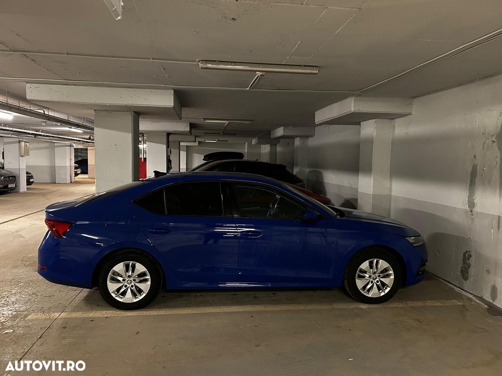 Skoda Octavia 2.0 TDI DSG Ambition - 5