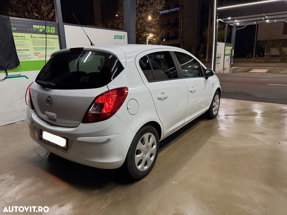 Opel Corsa - 8